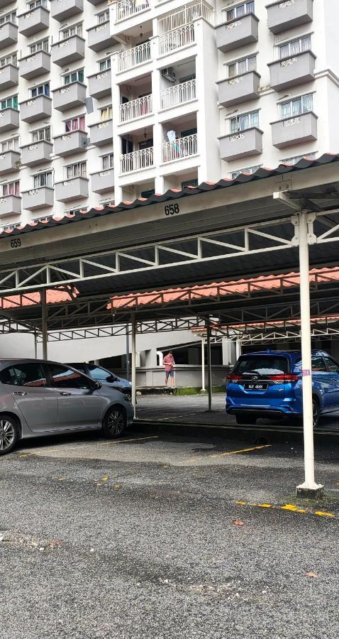 Apartment Next To Axiata Arena, Stadium Bukit Jalil クアラルンプール エクステリア 写真