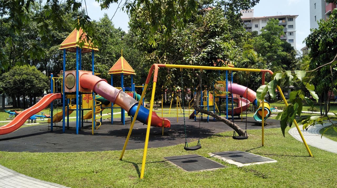 Apartment Next To Axiata Arena, Stadium Bukit Jalil クアラルンプール エクステリア 写真